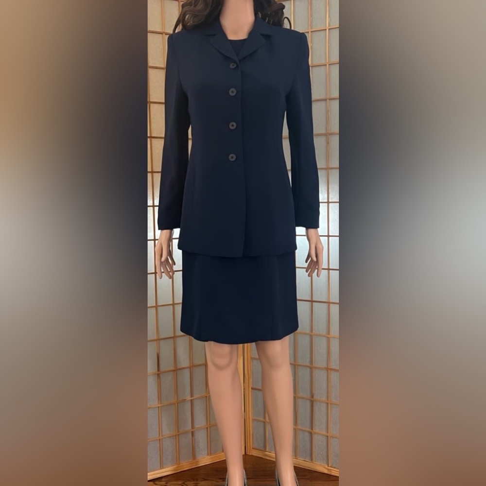 Le Suit Navy Women's Skirt Set